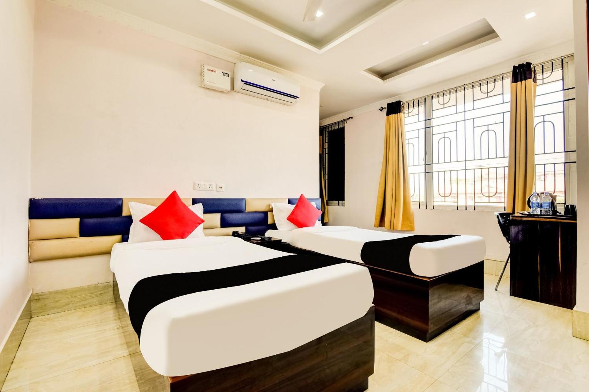 Capital O Good Luck Residency Hotel Dispur Extérieur photo