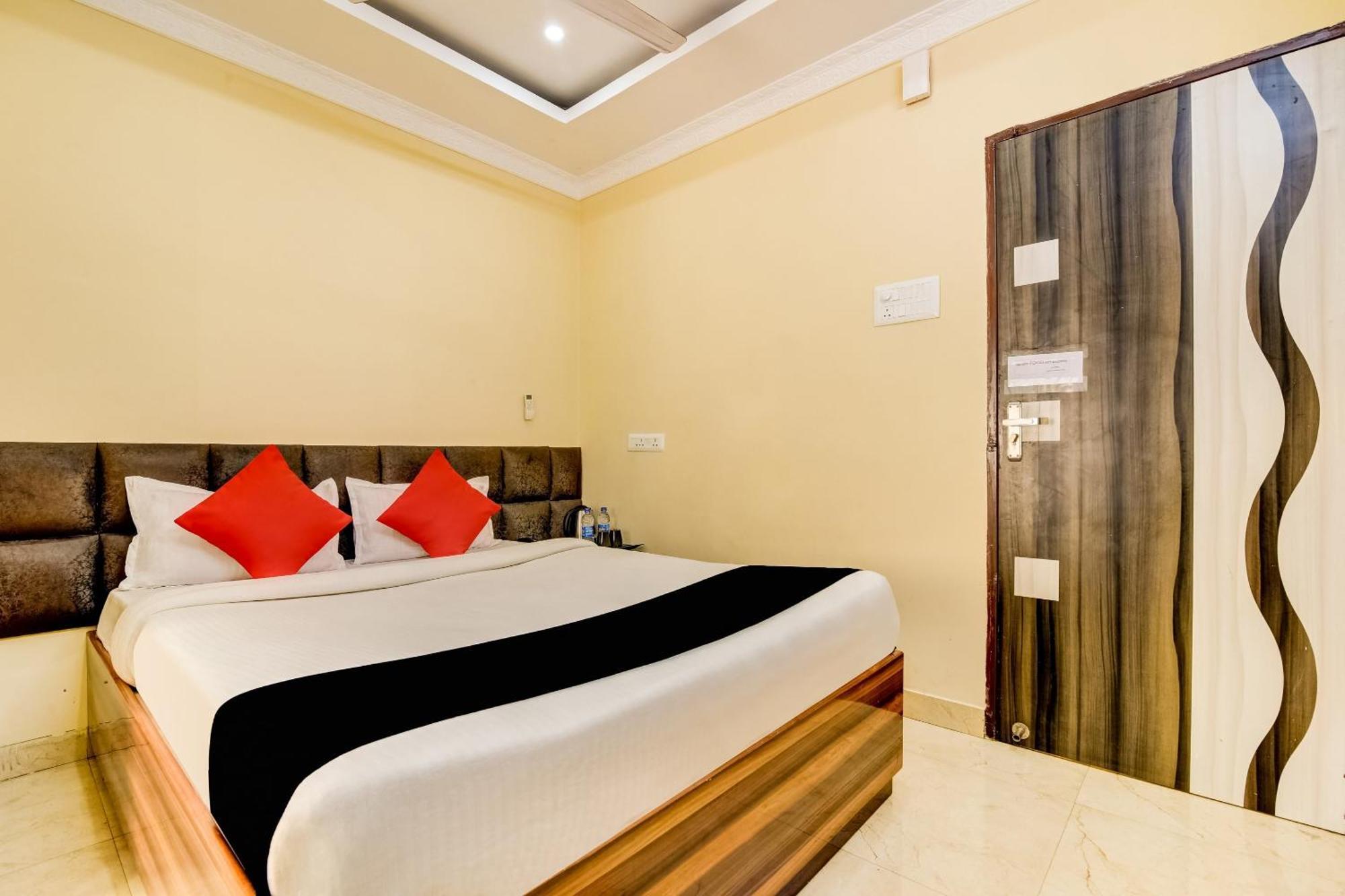 Capital O Good Luck Residency Hotel Dispur Extérieur photo