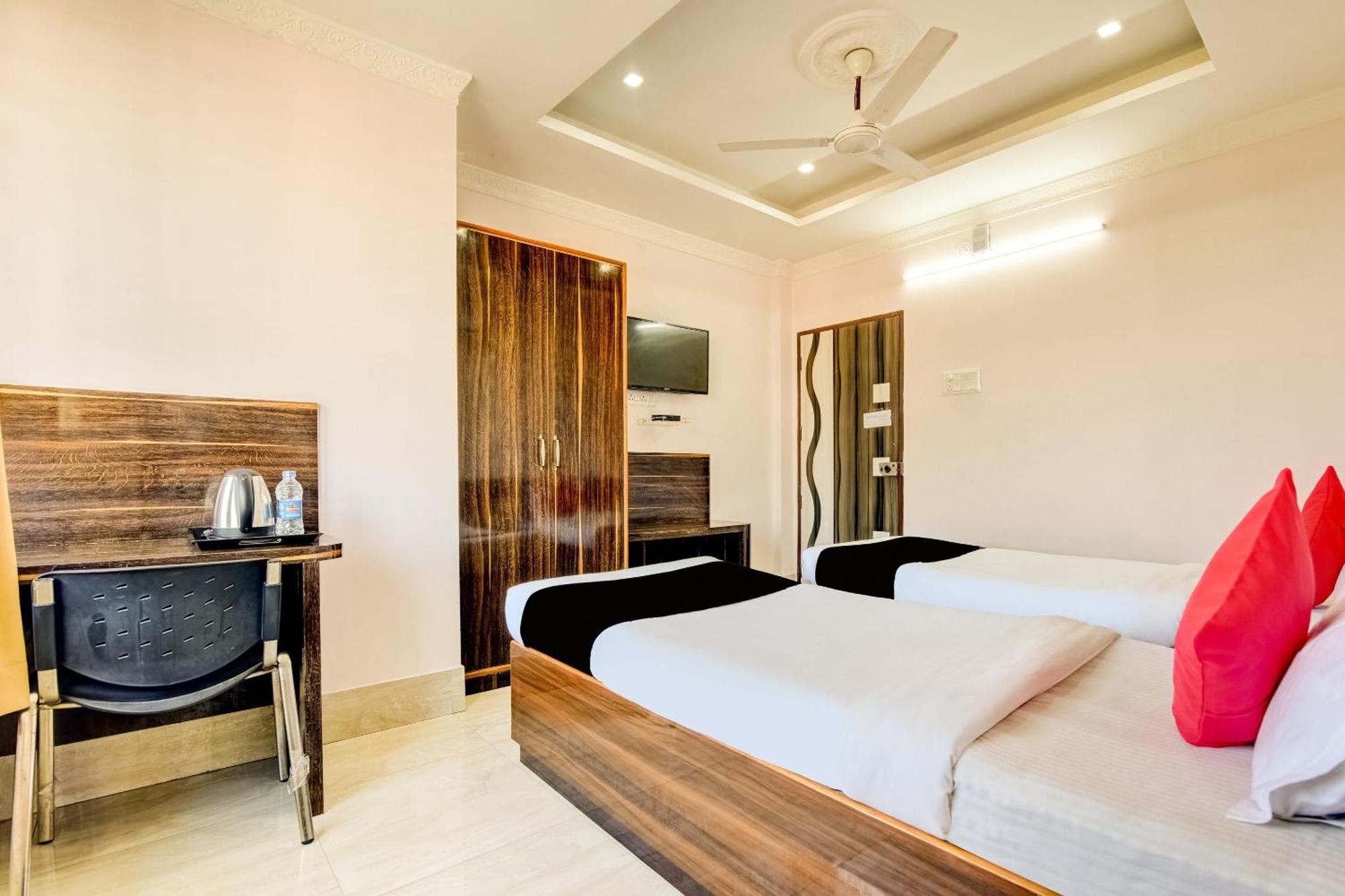 Capital O Good Luck Residency Hotel Dispur Extérieur photo