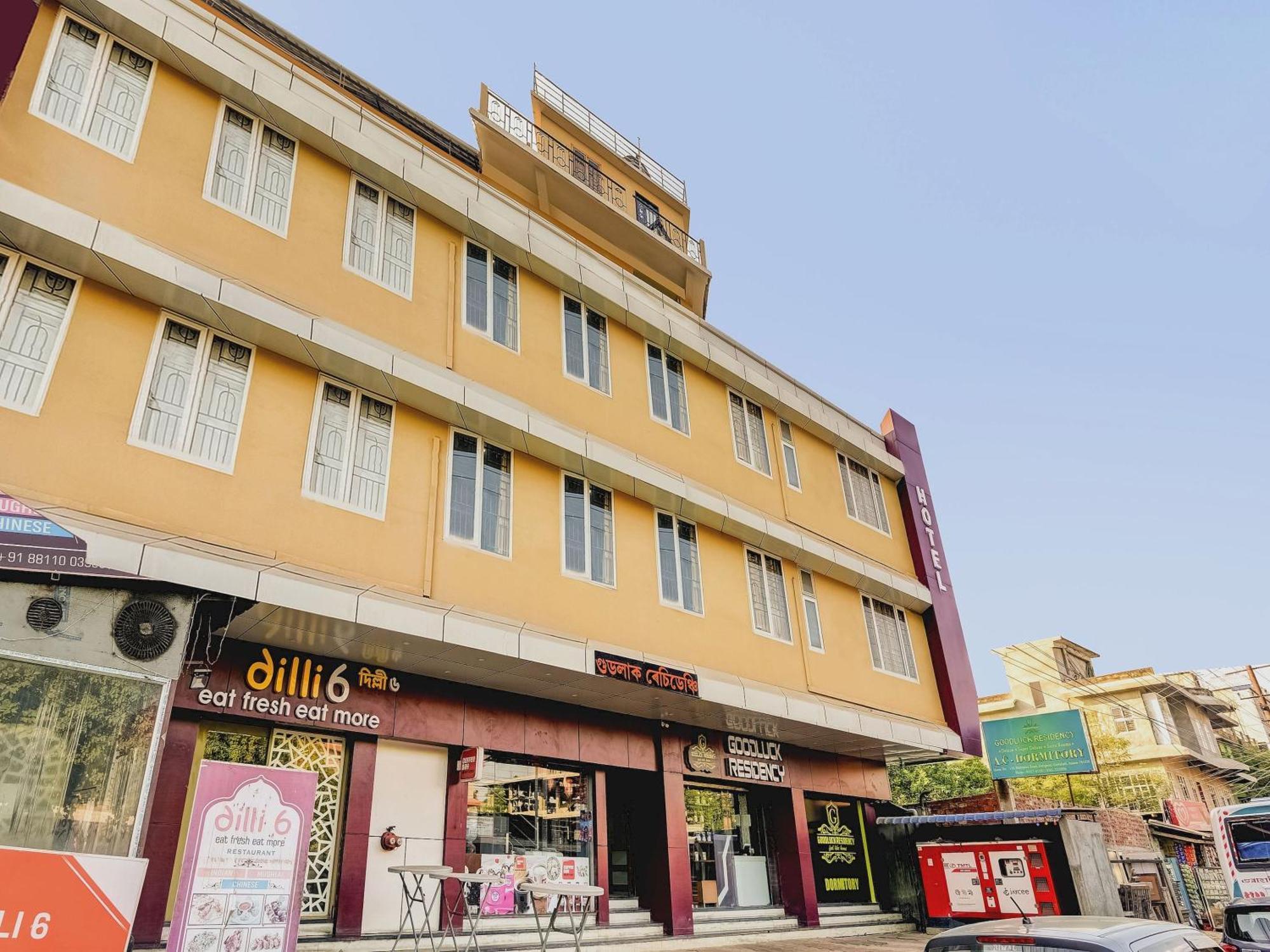 Capital O Good Luck Residency Hotel Dispur Extérieur photo