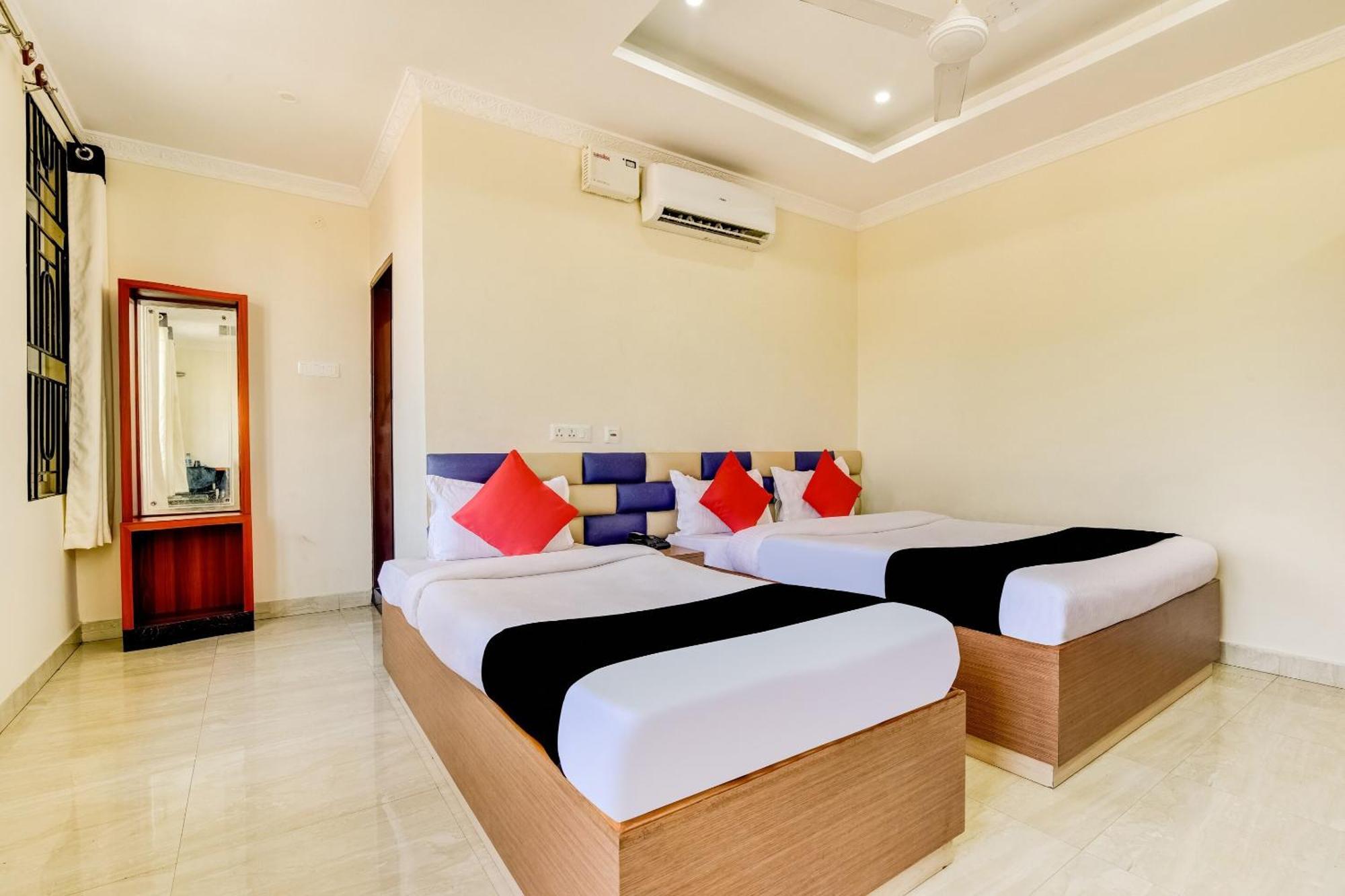 Capital O Good Luck Residency Hotel Dispur Extérieur photo